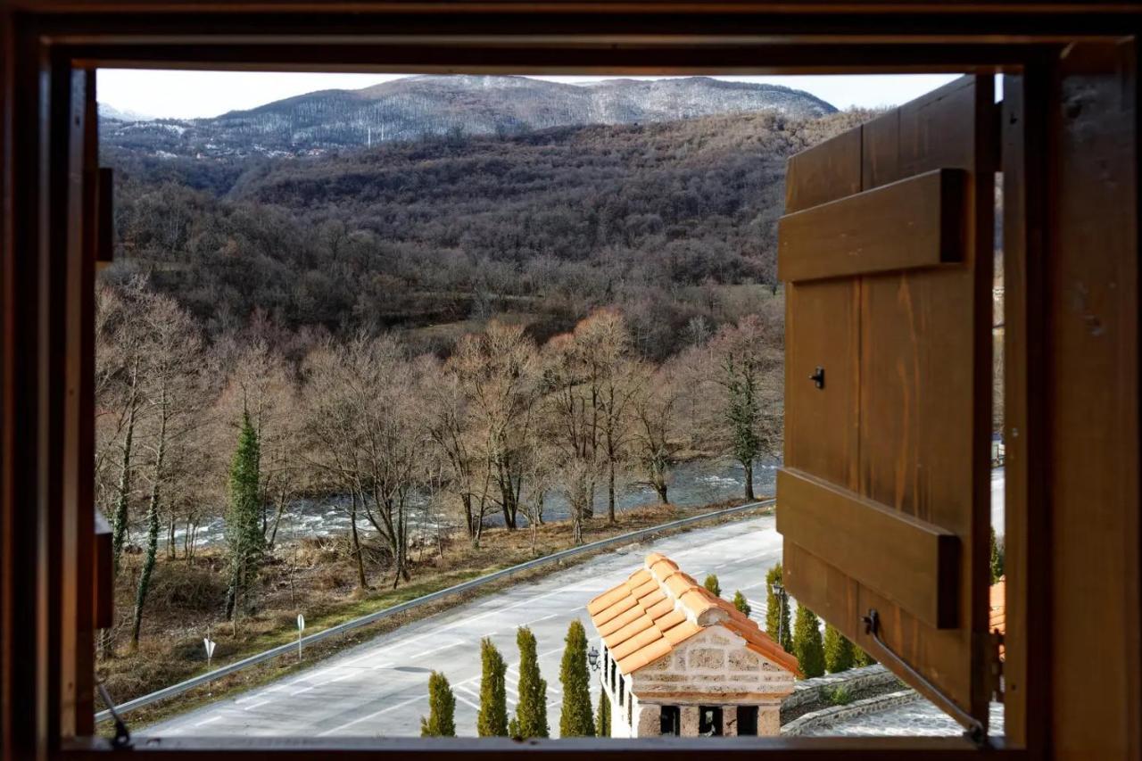 Hotel The House Of The Miyaks Rostusa Esterno foto